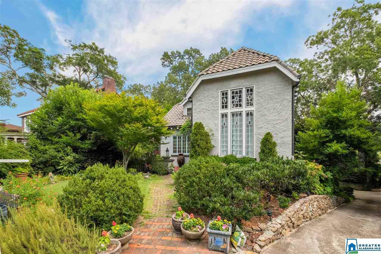 2713 Hanover Cir - Photo 1