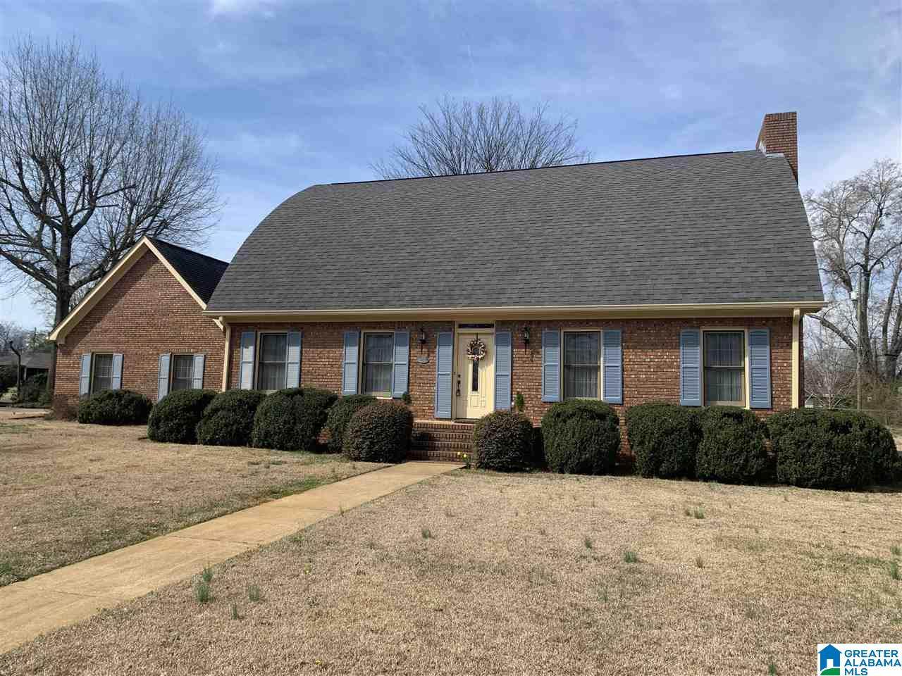 328 Moorefield Dr - Photo 1