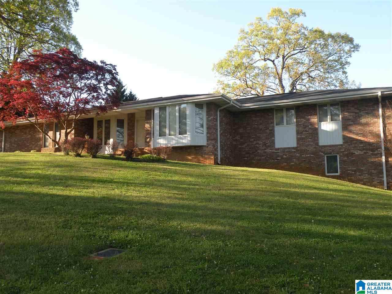 1820 Pleasant Ridge Drive - Photo 1