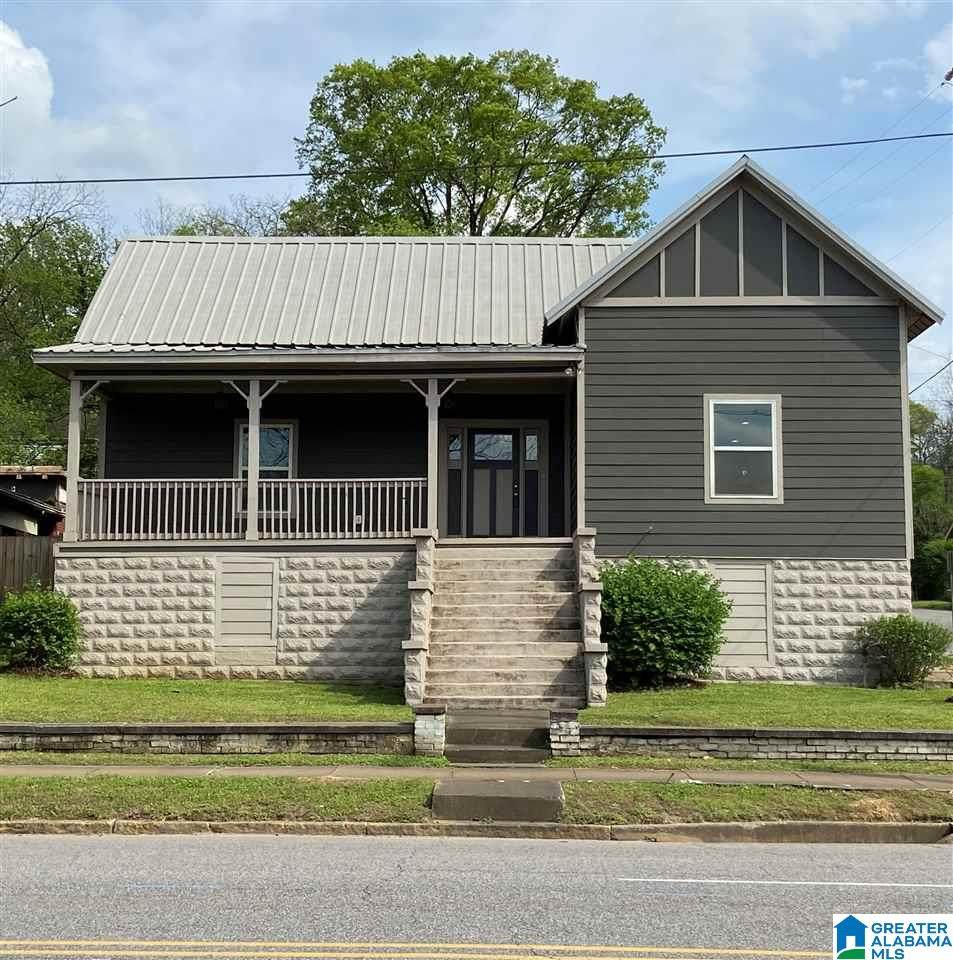5301 5TH AVENUE - Photo 1