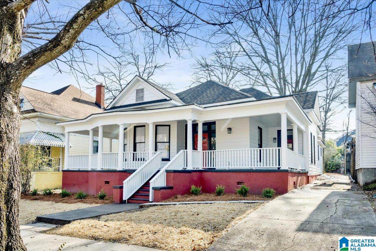 3821 5TH AVENUE - Photo 1