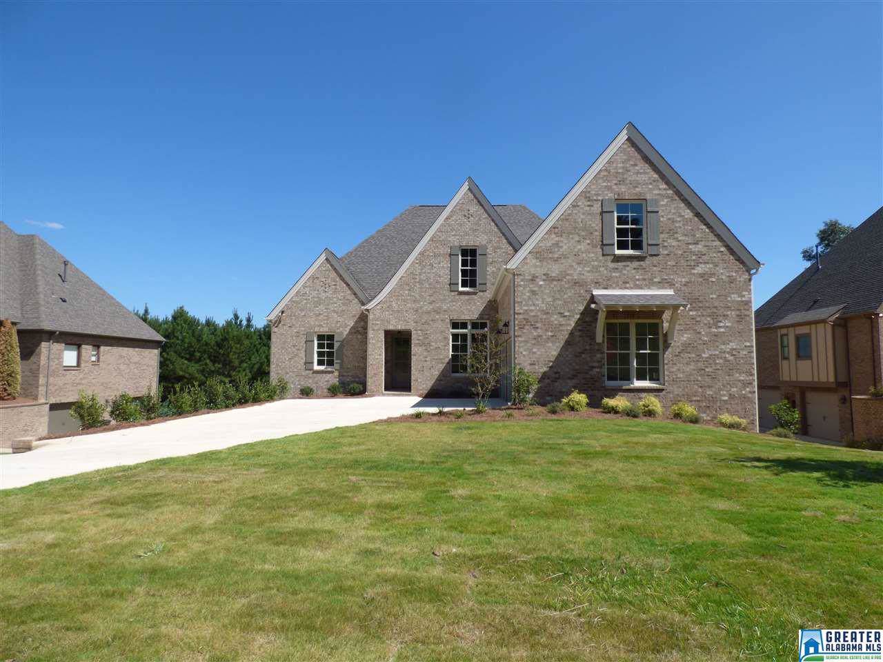 1018 Fairfield Ln - Photo 1