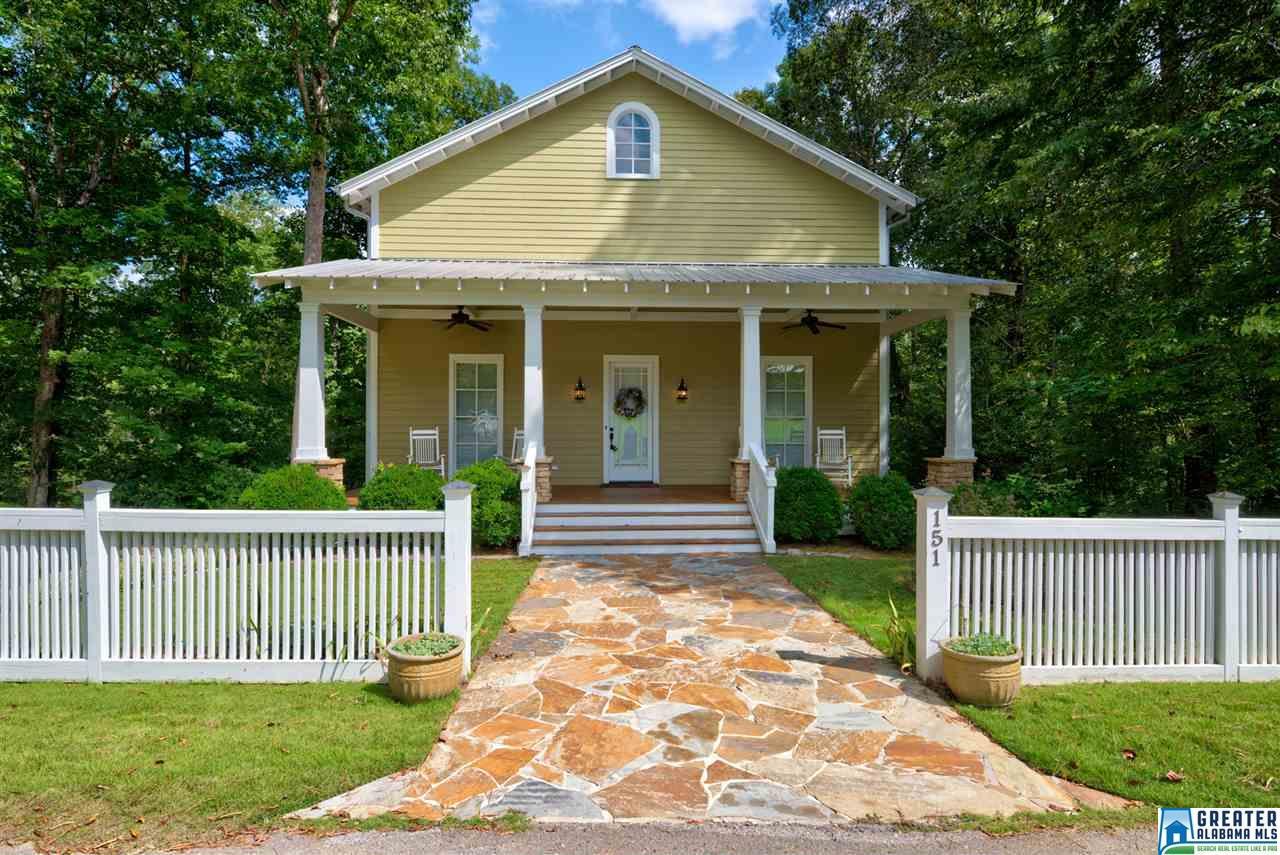 151 Oak Cir - Photo 1