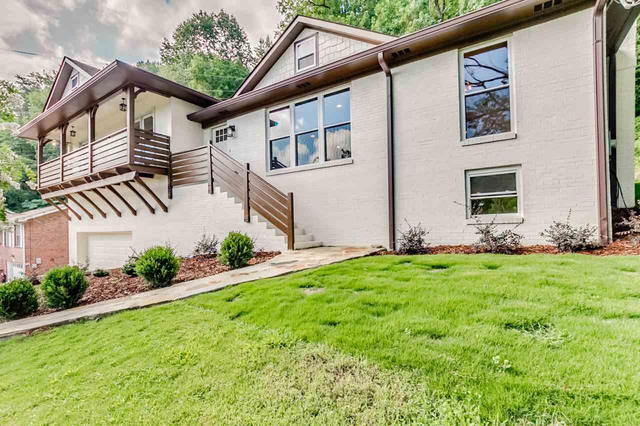 1611 Mountain Gap Cir - Photo 1