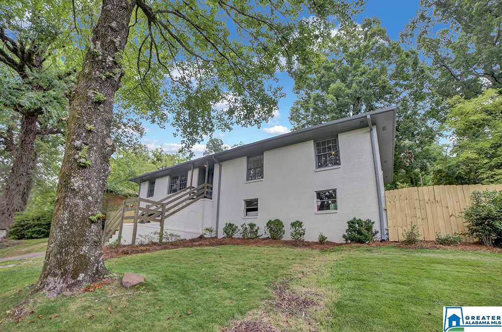 5005 Clairmont Ave - Photo 1