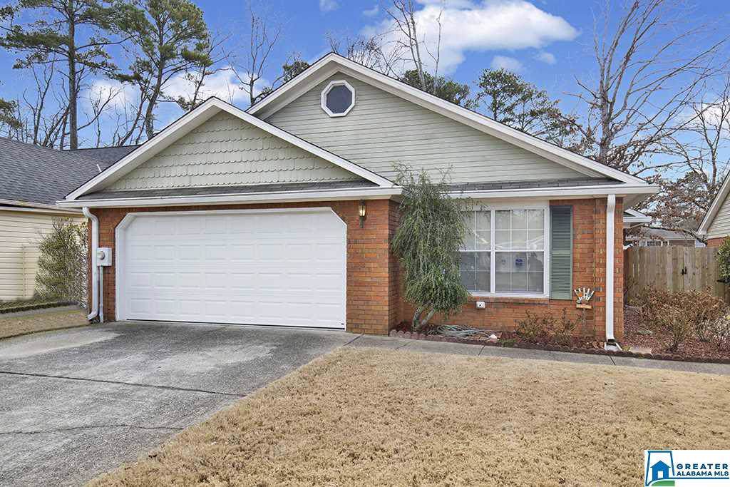 1709 Lake Park Cir - Photo 1
