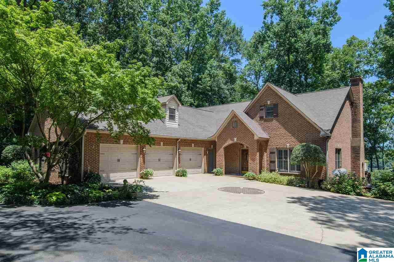 568 Eagle Pointe Lane - Photo 1