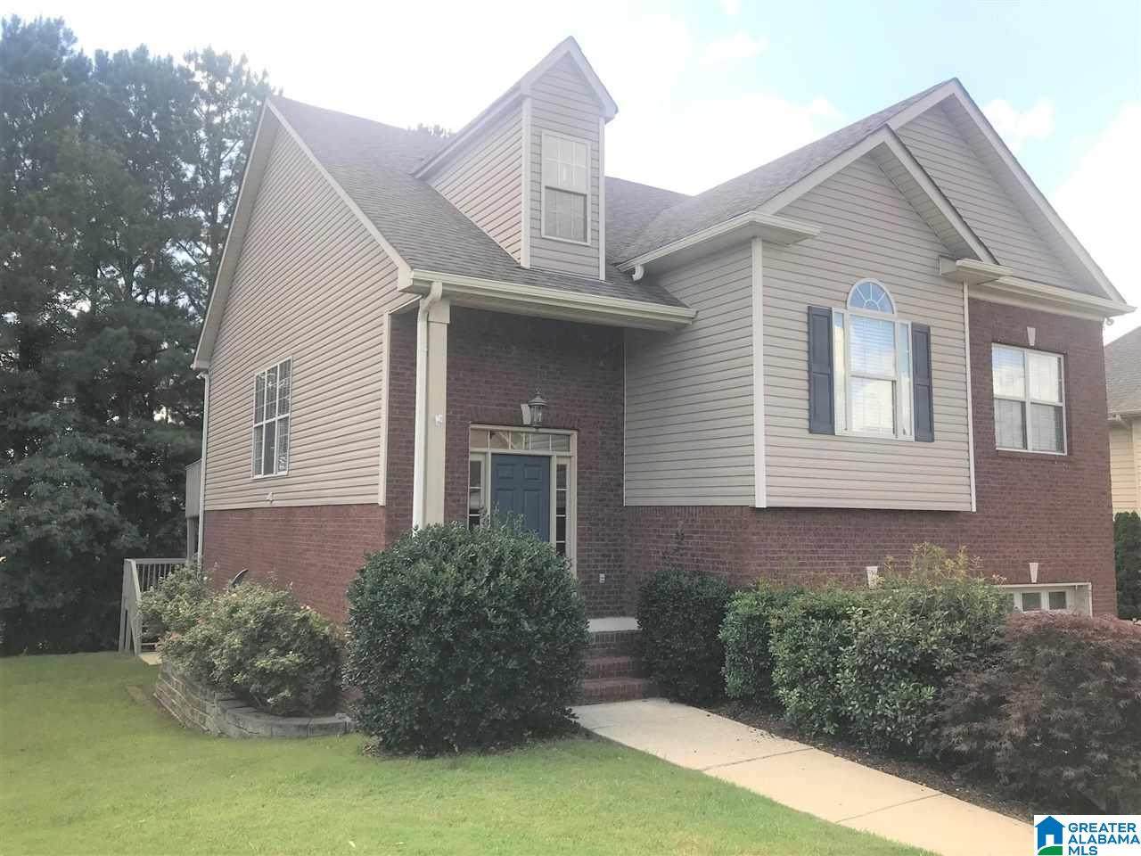 424 Waterford Cove Trail - Photo 1