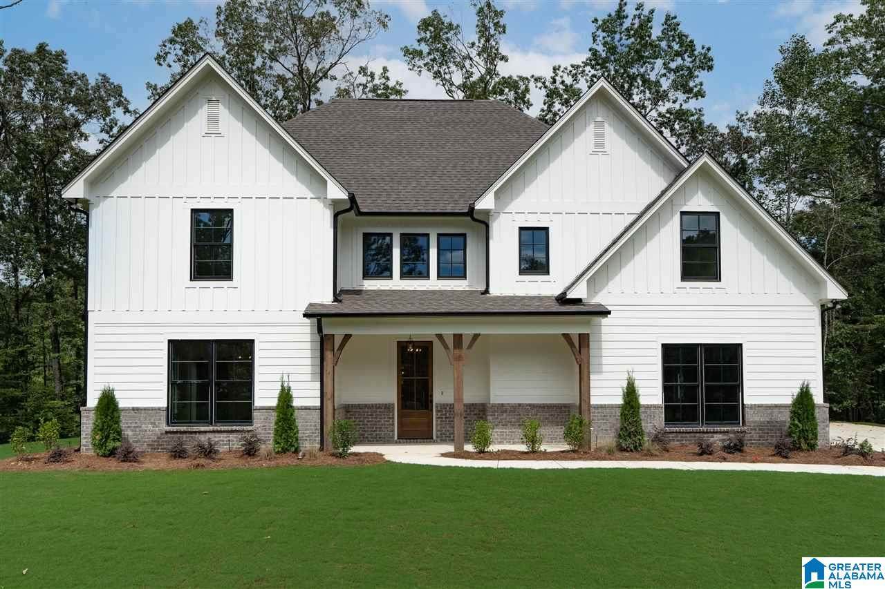 3176 Oakridge Way - Photo 1