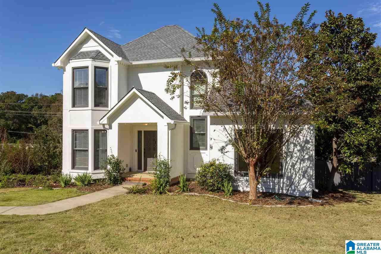 1521 Southern Drive - Photo 1
