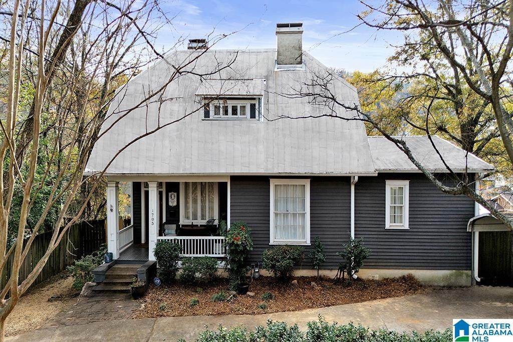 1705 13TH COURT - Photo 1