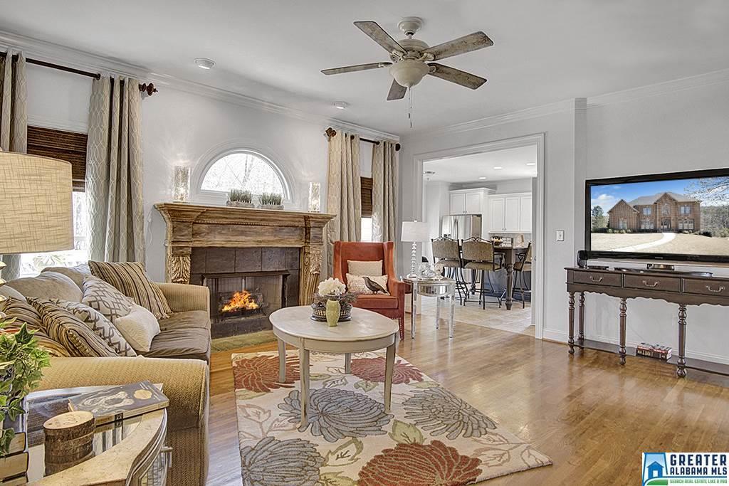 4005 Eagle Valley Cir - Photo 1