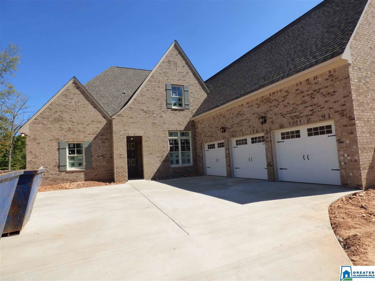 320 Southledge - Photo 1
