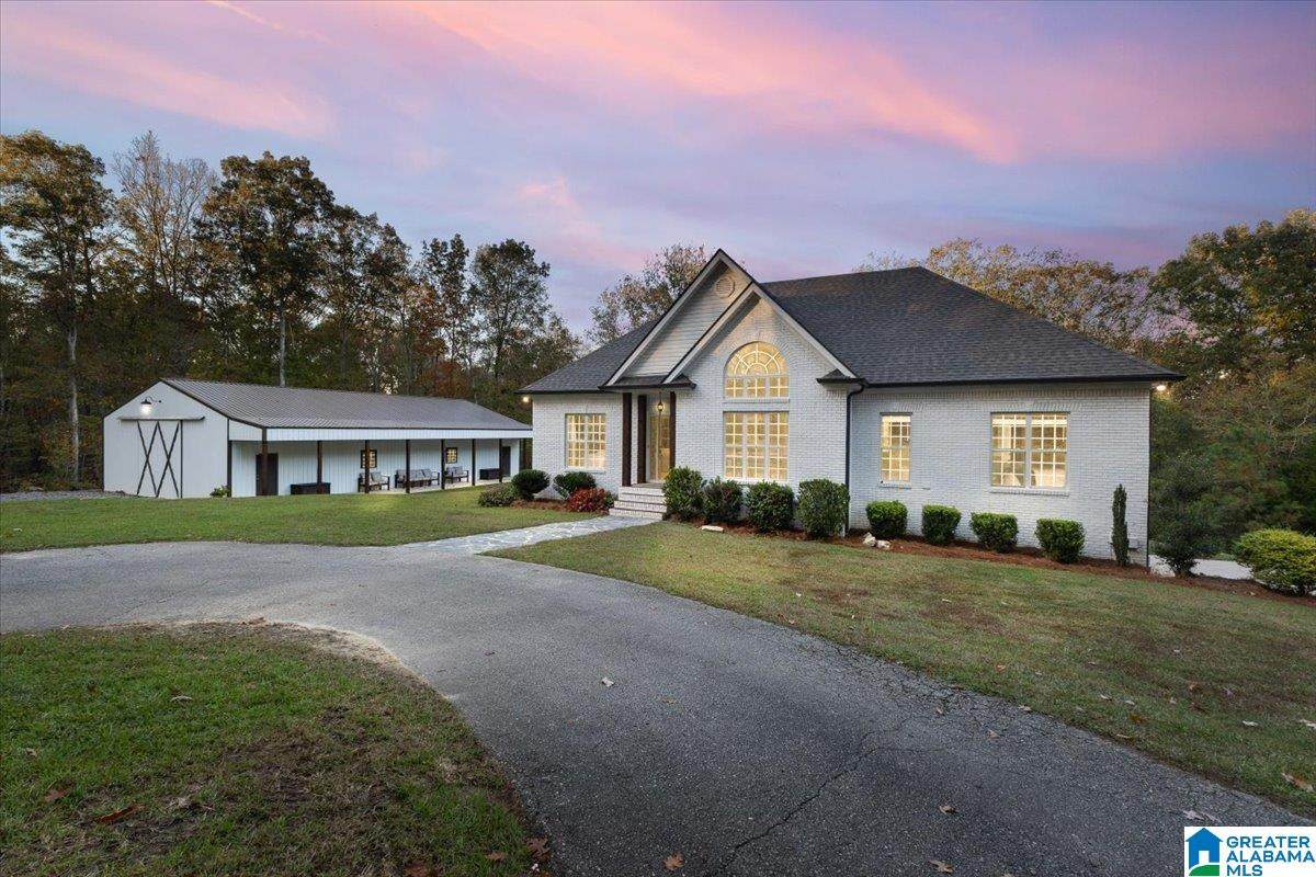 370 Pats Way - Photo 1