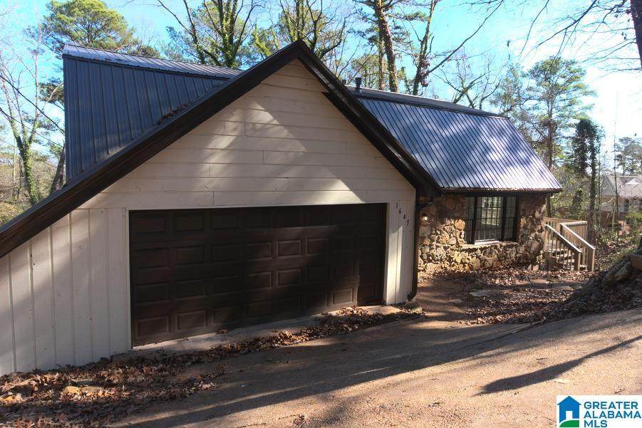 1645 Faircrest Drive - Photo 1