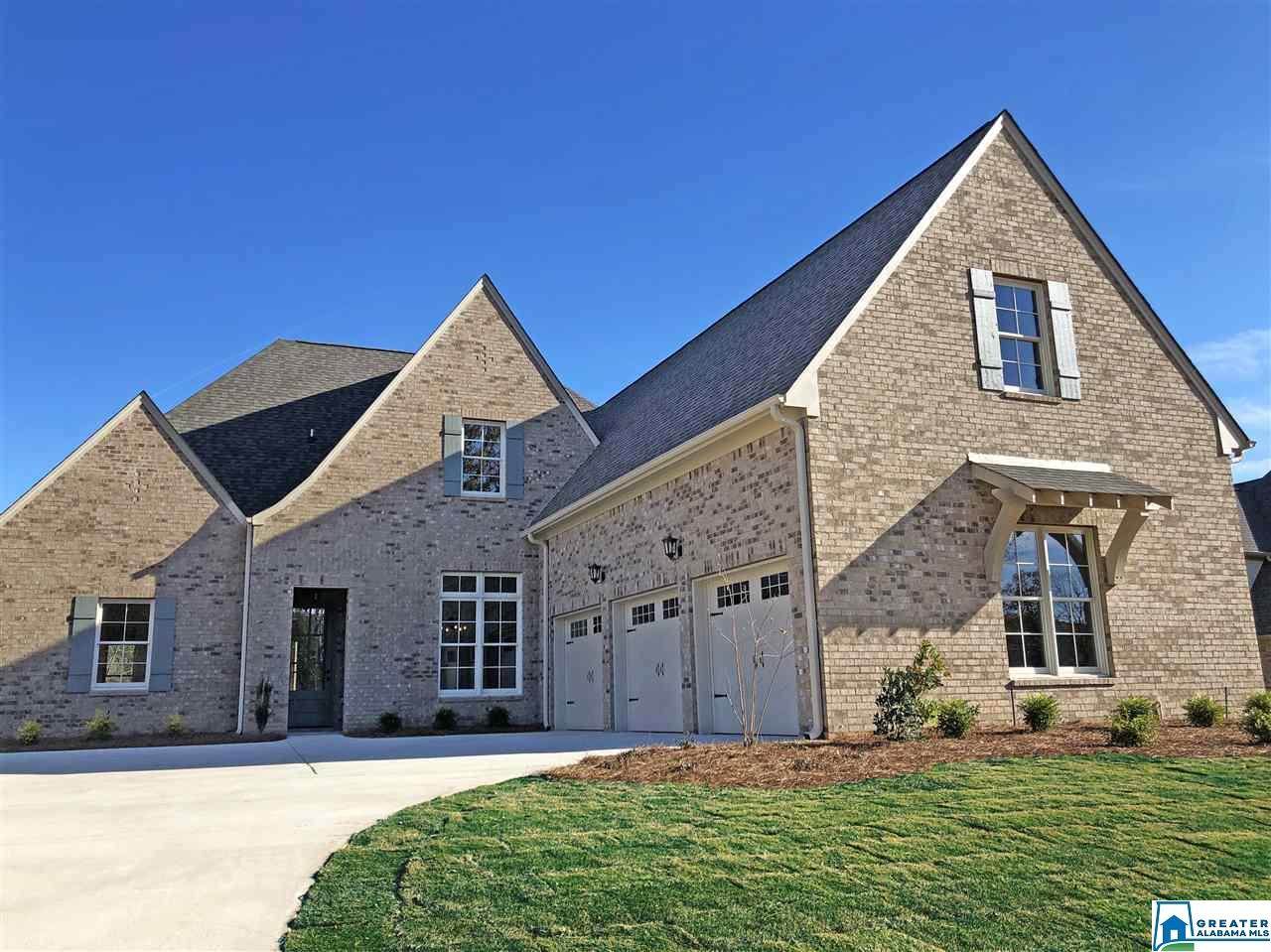 320 Southledge - Photo 1