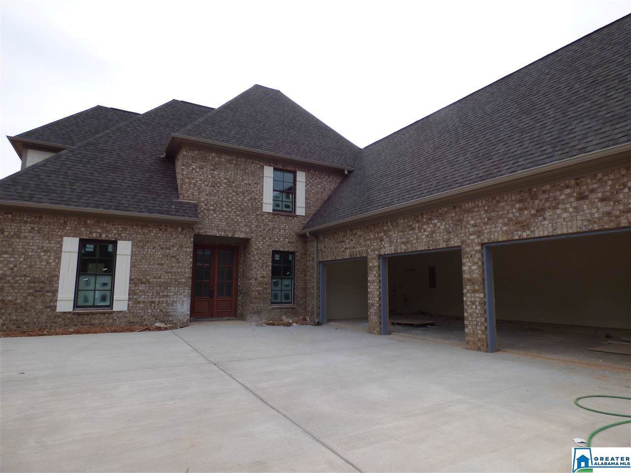324 Southledge - Photo 1