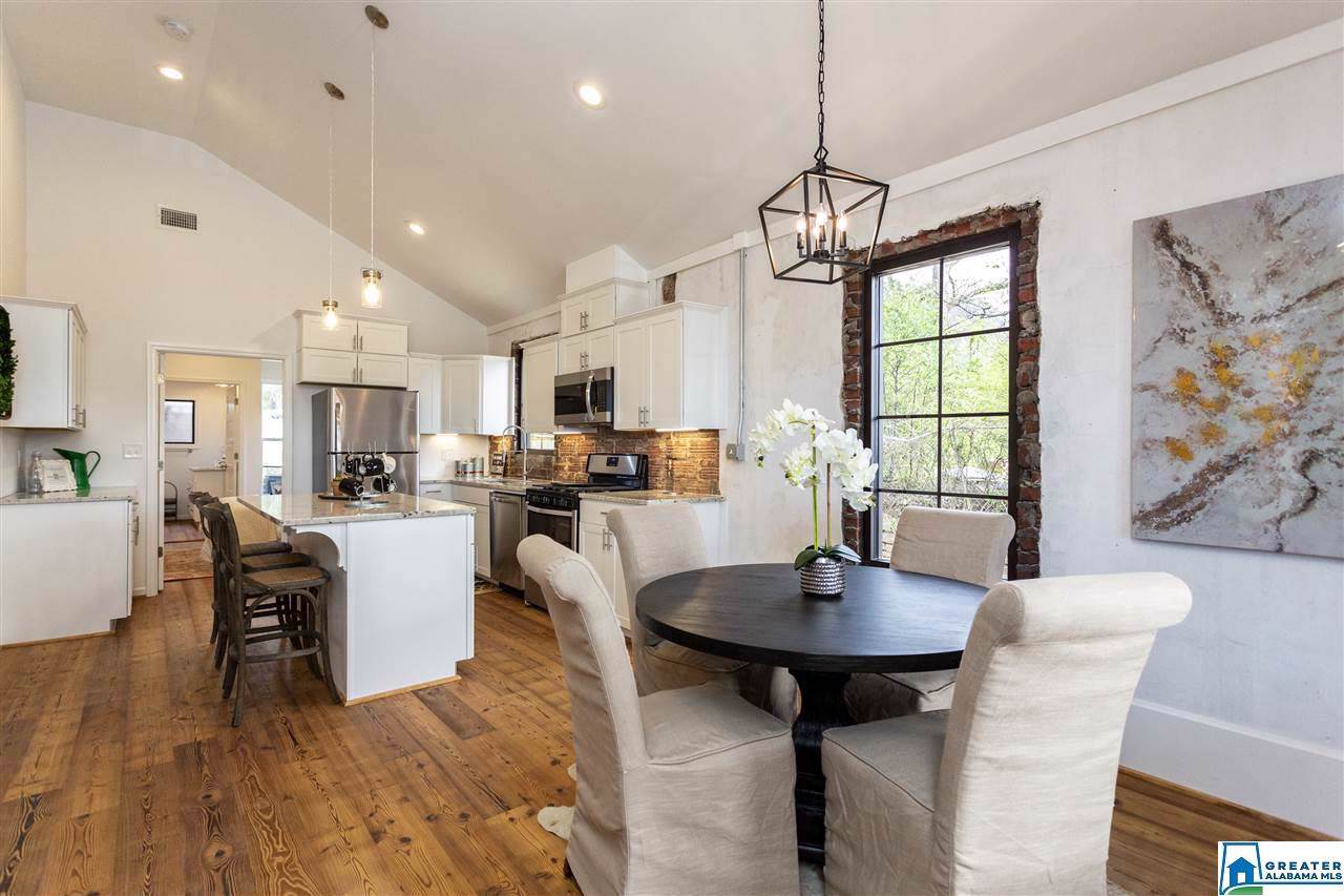 105 42ND ST - Photo 1