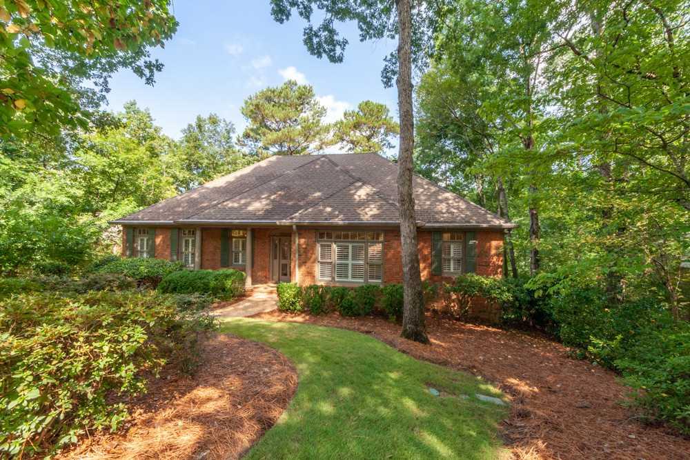 1124 Lakeridge Dr - Photo 1