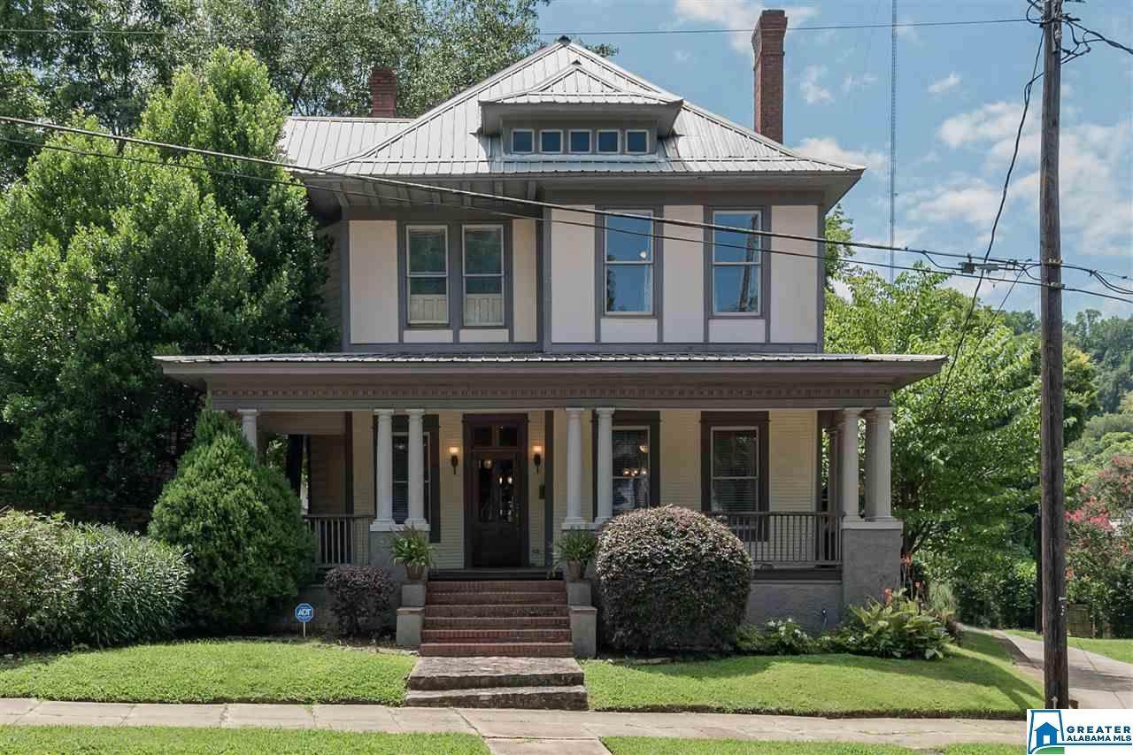 1725 14TH AVE - Photo 1