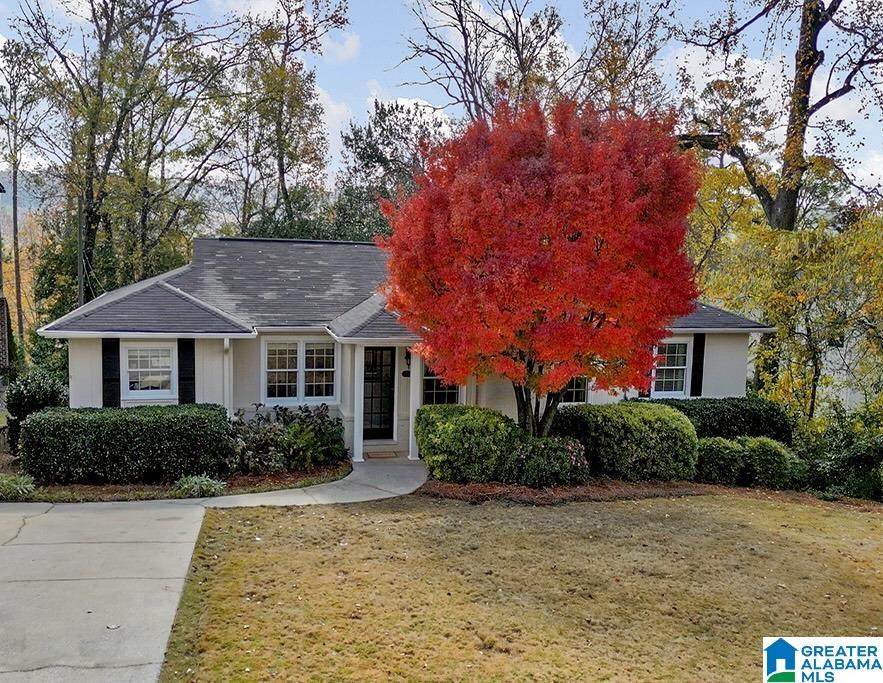 1723 Wellington Road - Photo 1