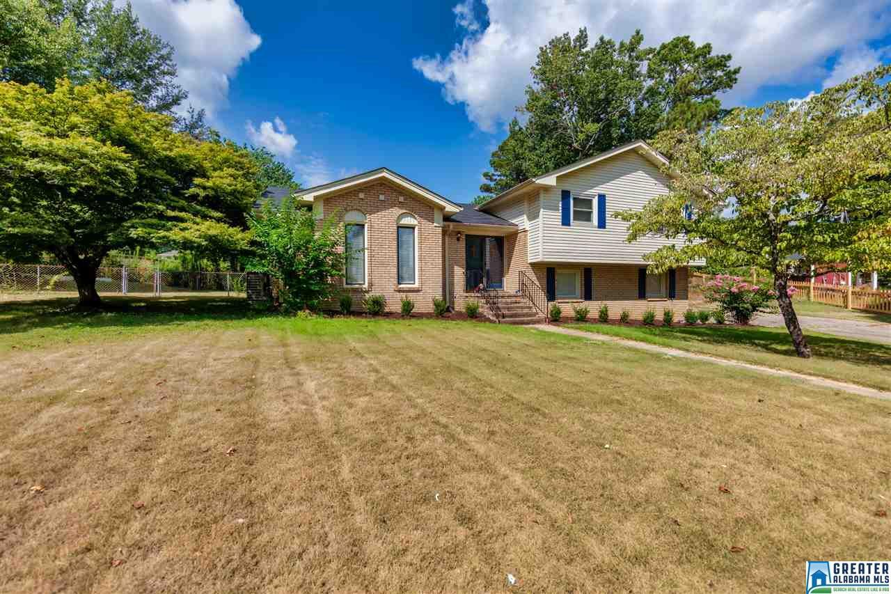 604 Dunmore Cir - Photo 1