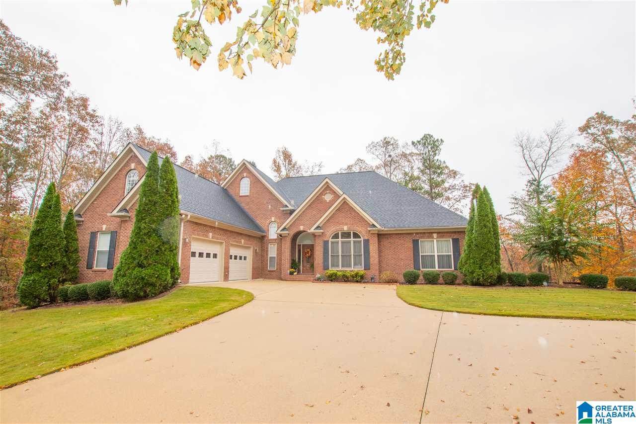 525 Brooke Ln - Photo 1
