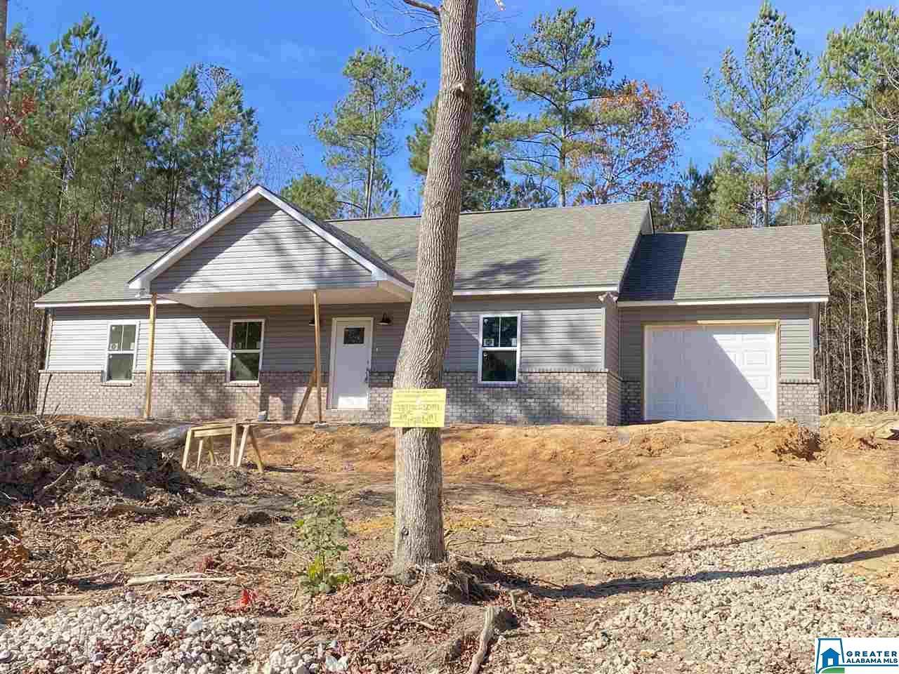 180 Parkwood Way - Photo 1