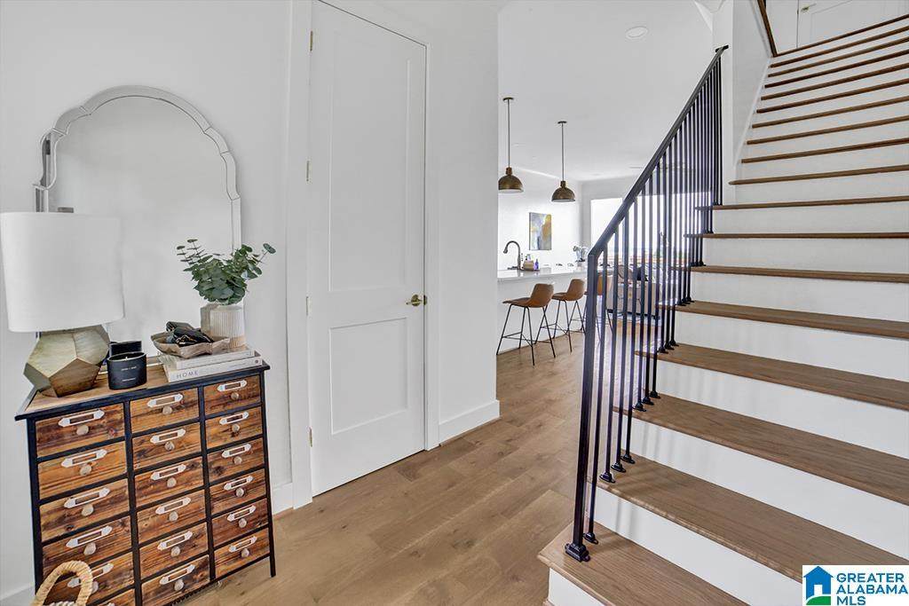 1602 16TH AVENUE - Photo 1