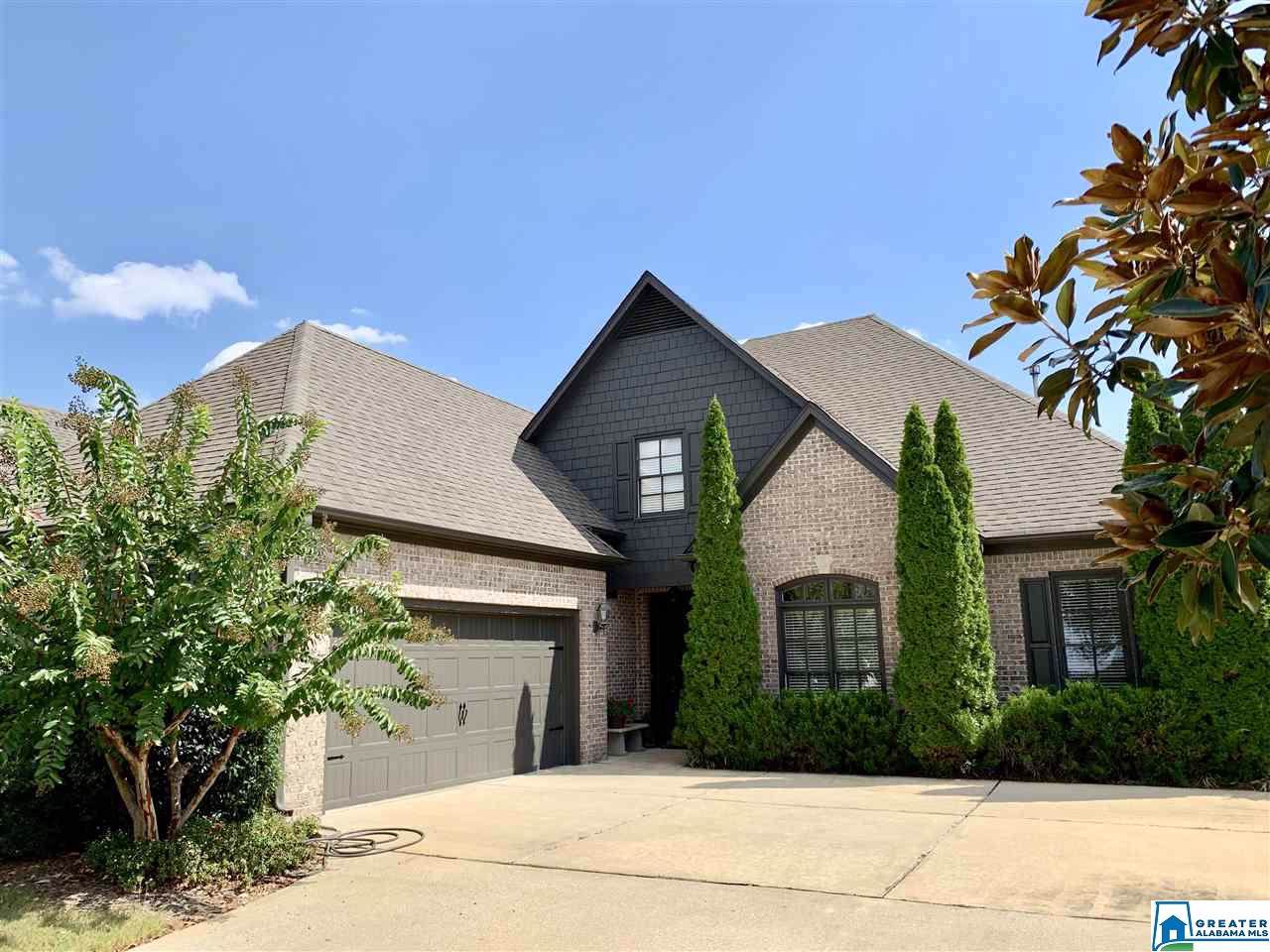 447 Oxford Way - Photo 1