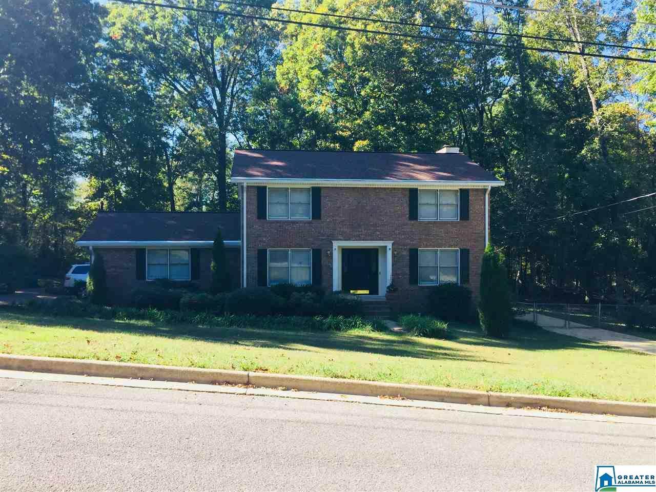 1304 Deerfield Ln - Photo 1