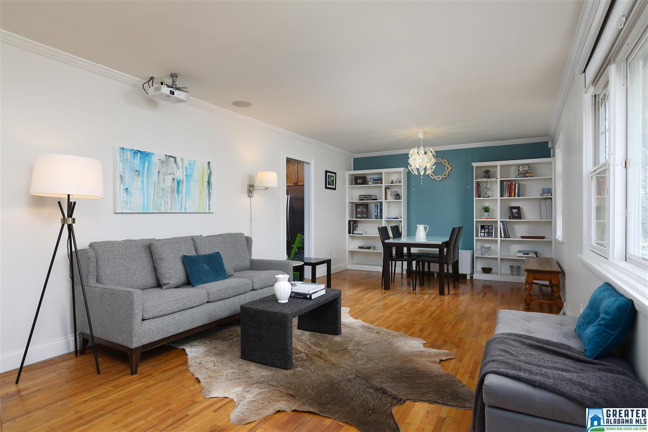 1537 Cresthill Rd - Photo 1
