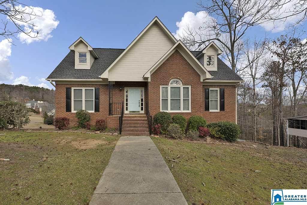605 Tiffany Dr - Photo 1