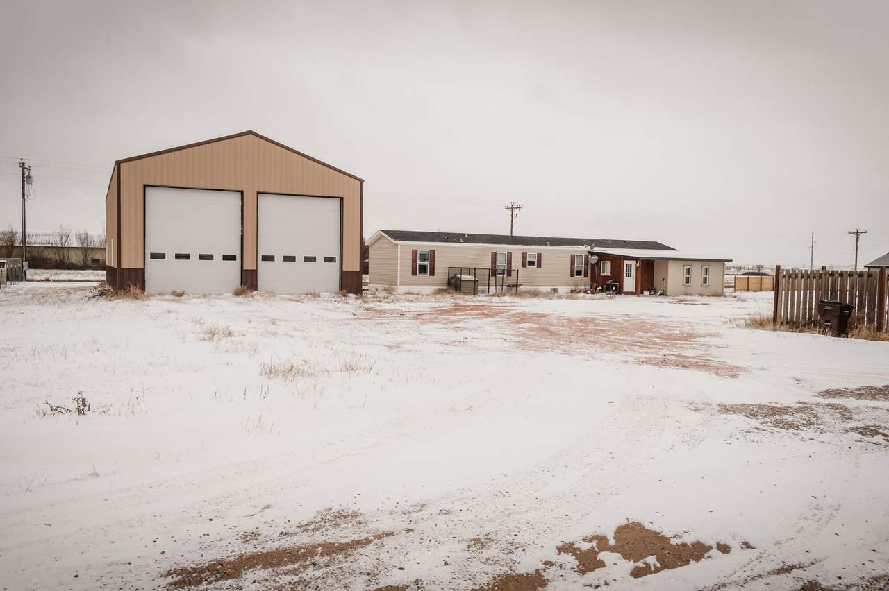 2121 129th Y Avenue - Photo 1