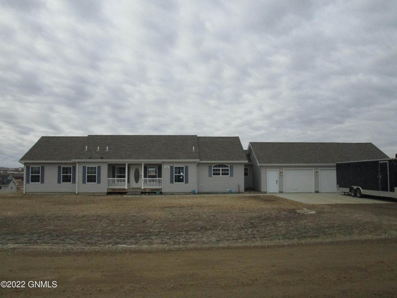 2645 Hillside Drive - Photo 1
