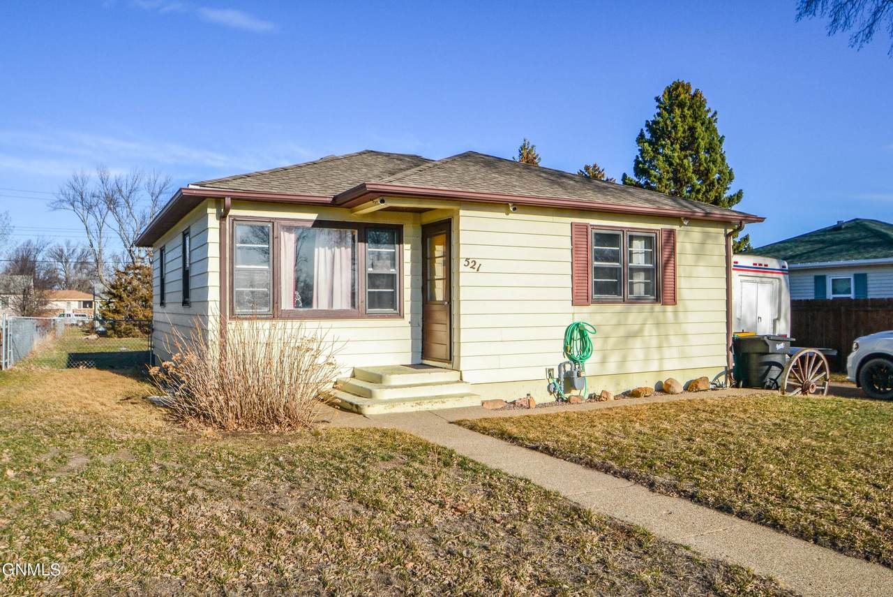 521 23rd Street - Photo 1