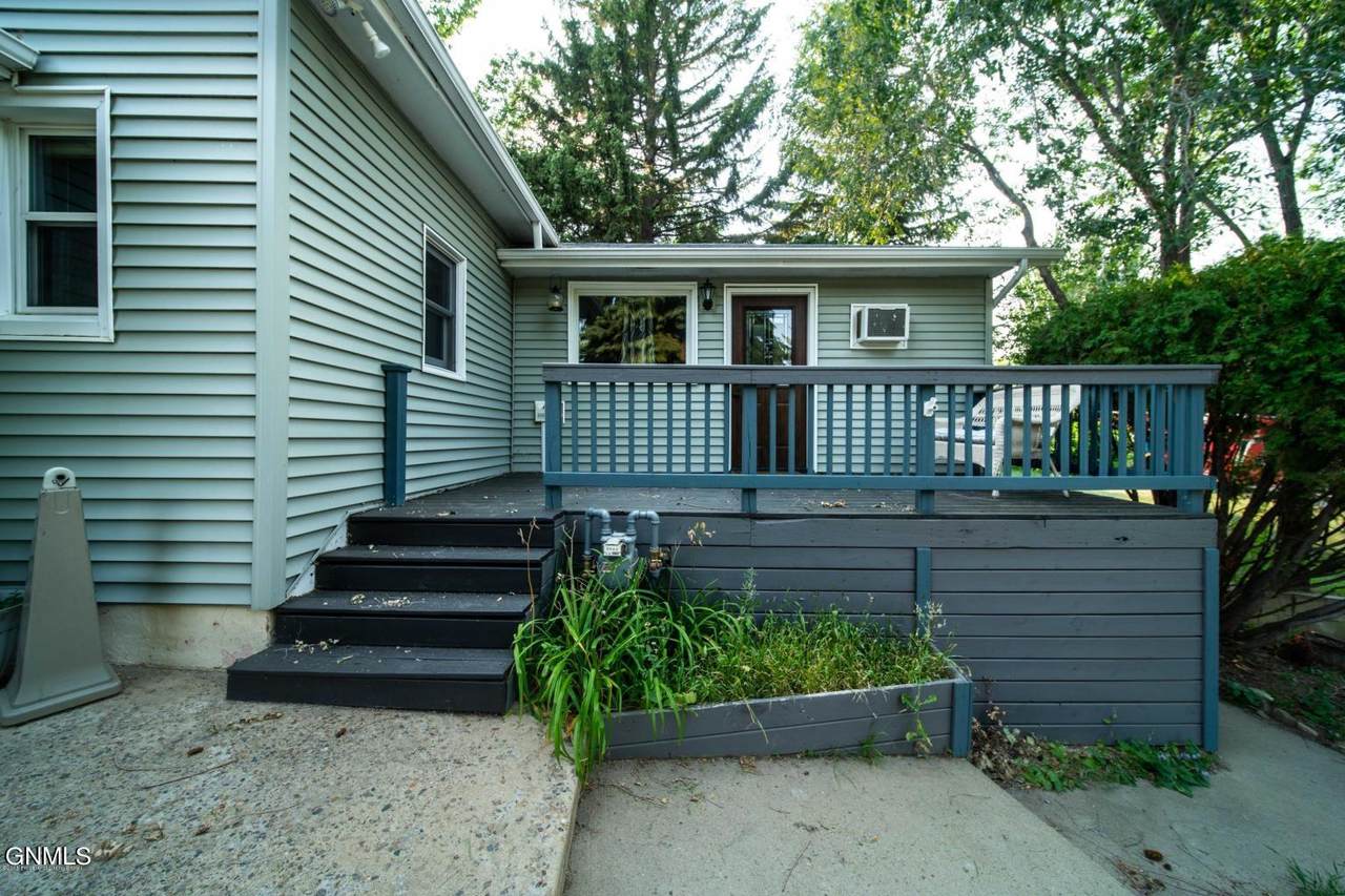 738 1st Street - Photo 1