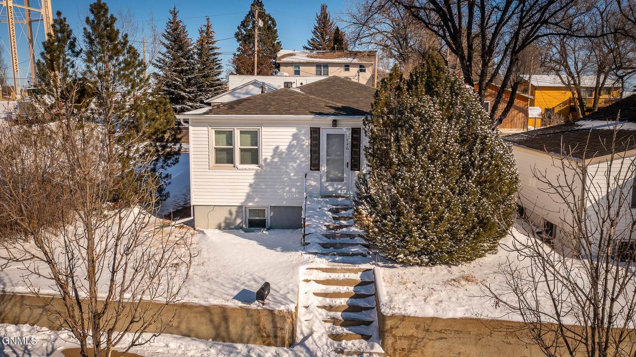 546 3rd Avenue - Photo 1