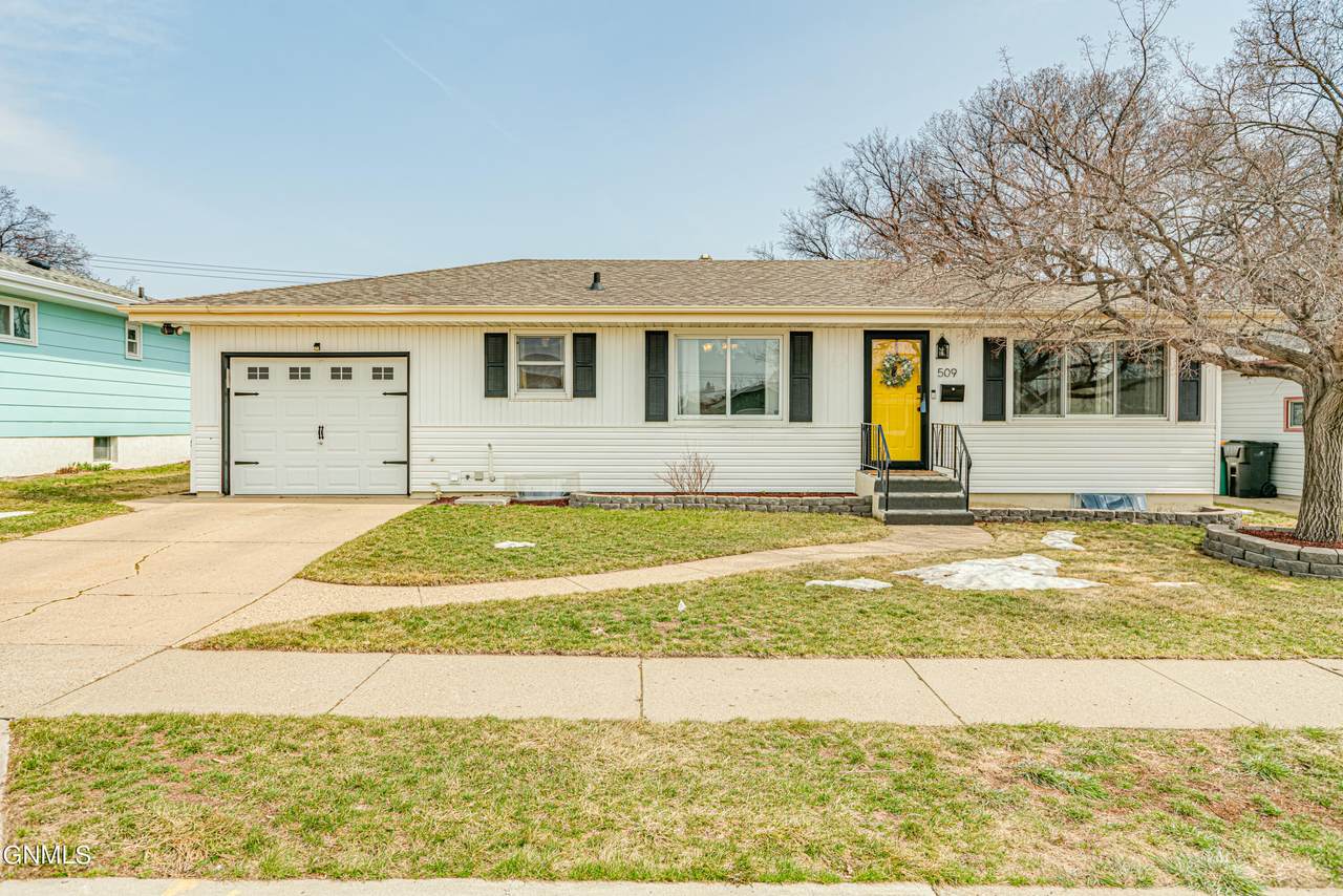 509 S 17th Street - Photo 1