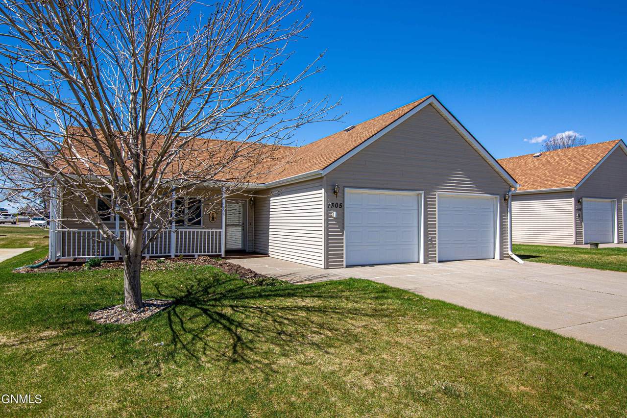 1305 2nd Avenue - Photo 1