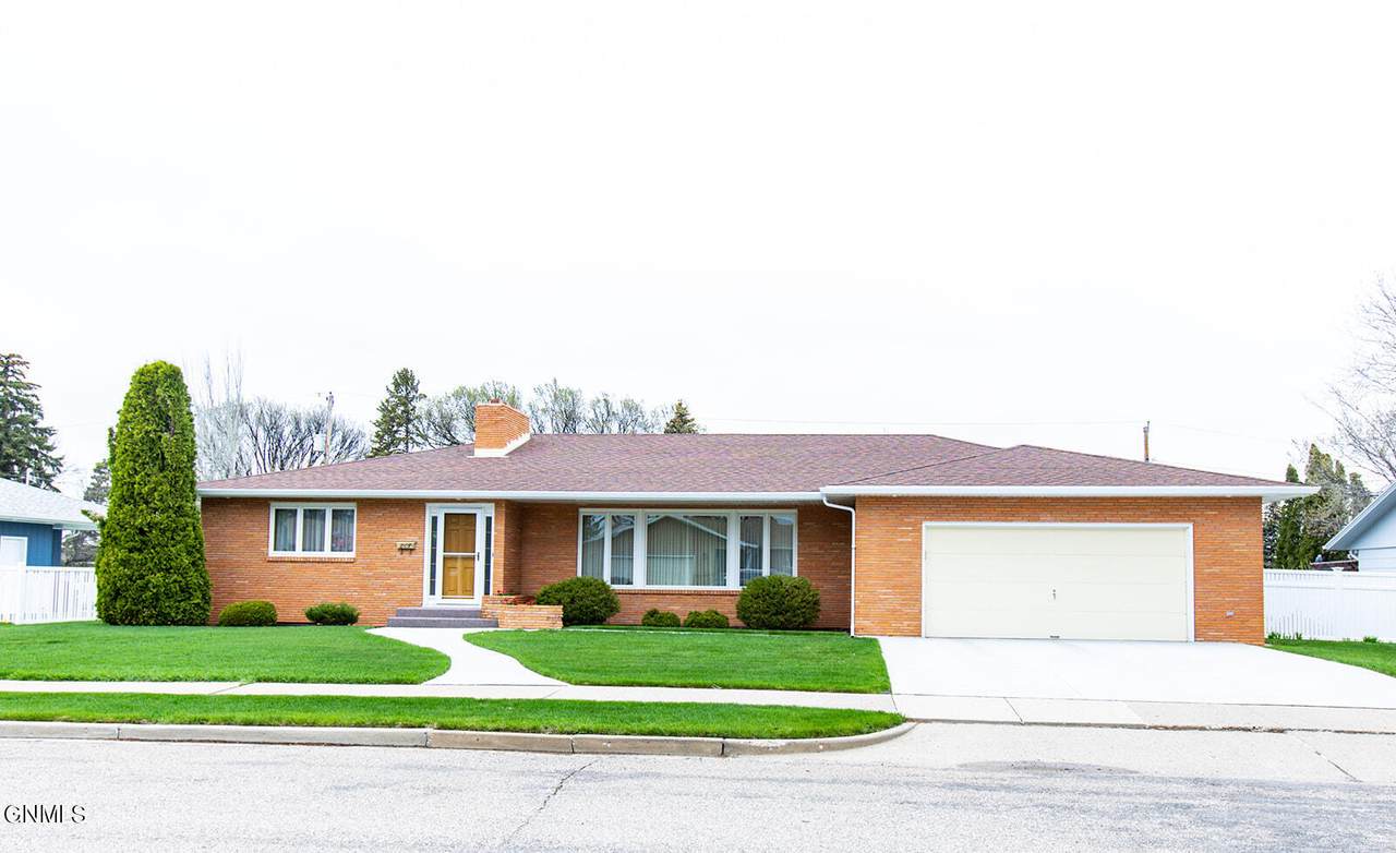 208 W Owens Avenue - Photo 1