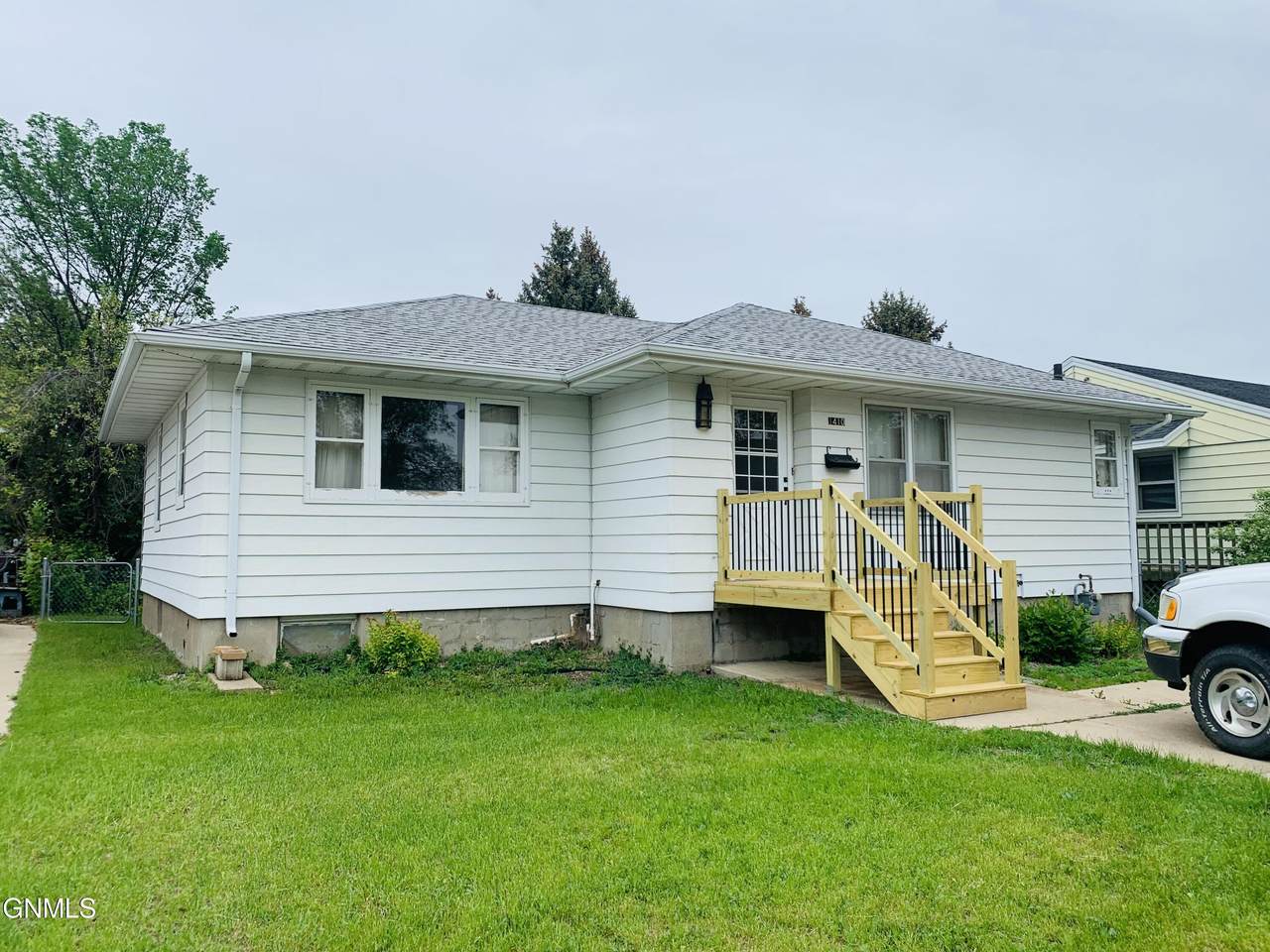1410 3rd Street - Photo 1