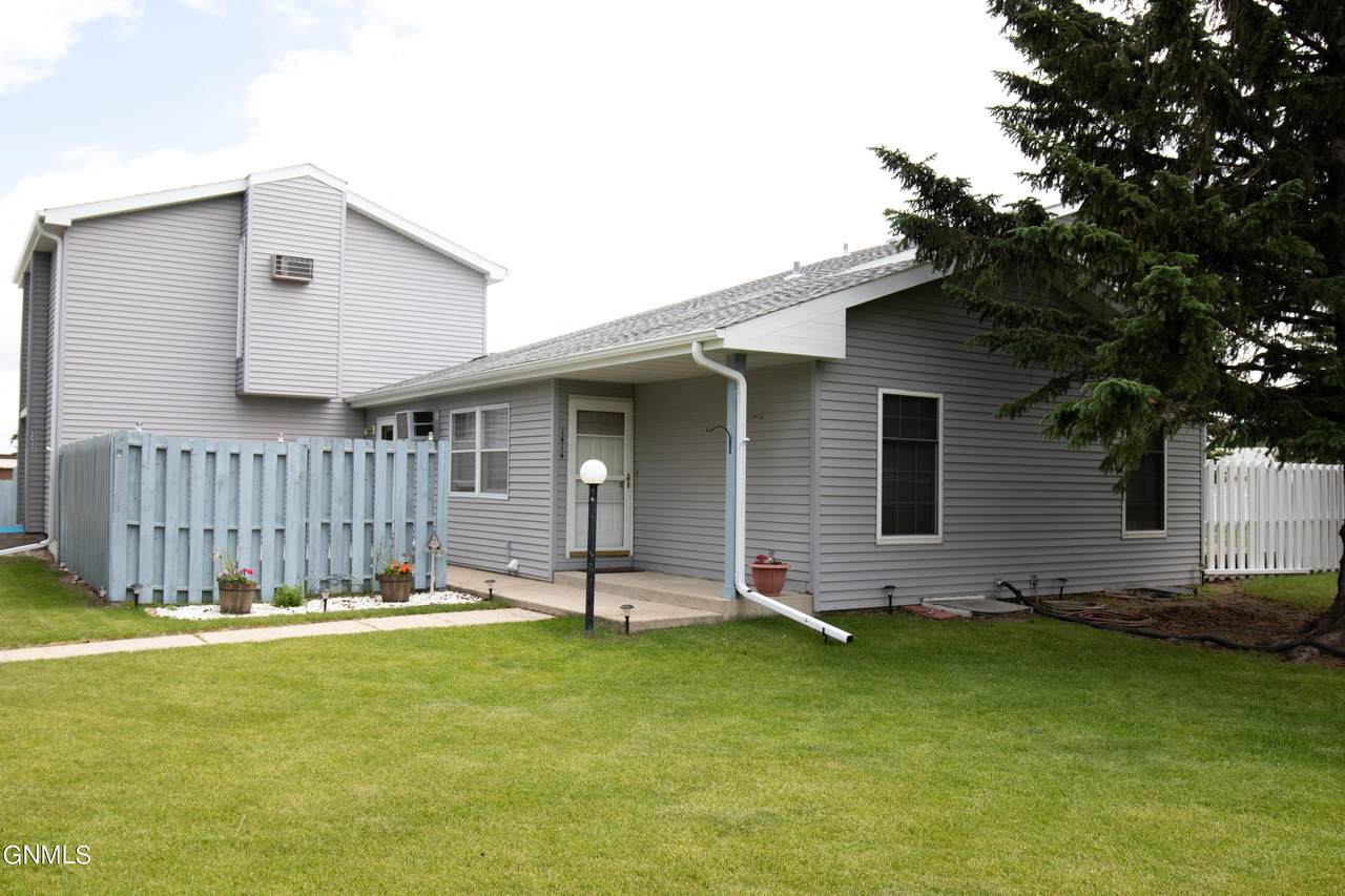 1414 9th Avenue - Photo 1