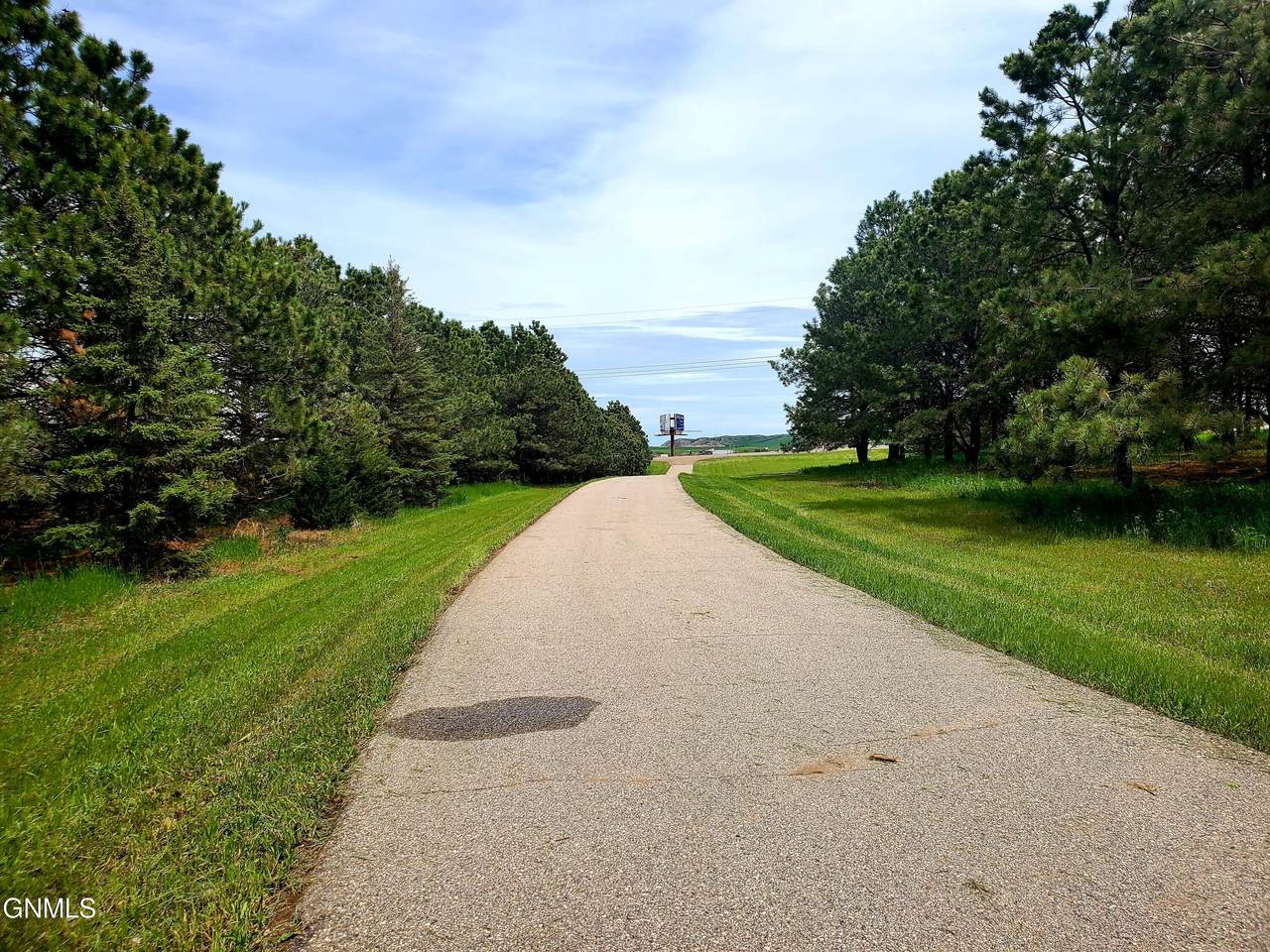 2281 Hwy 85 N - Photo 1