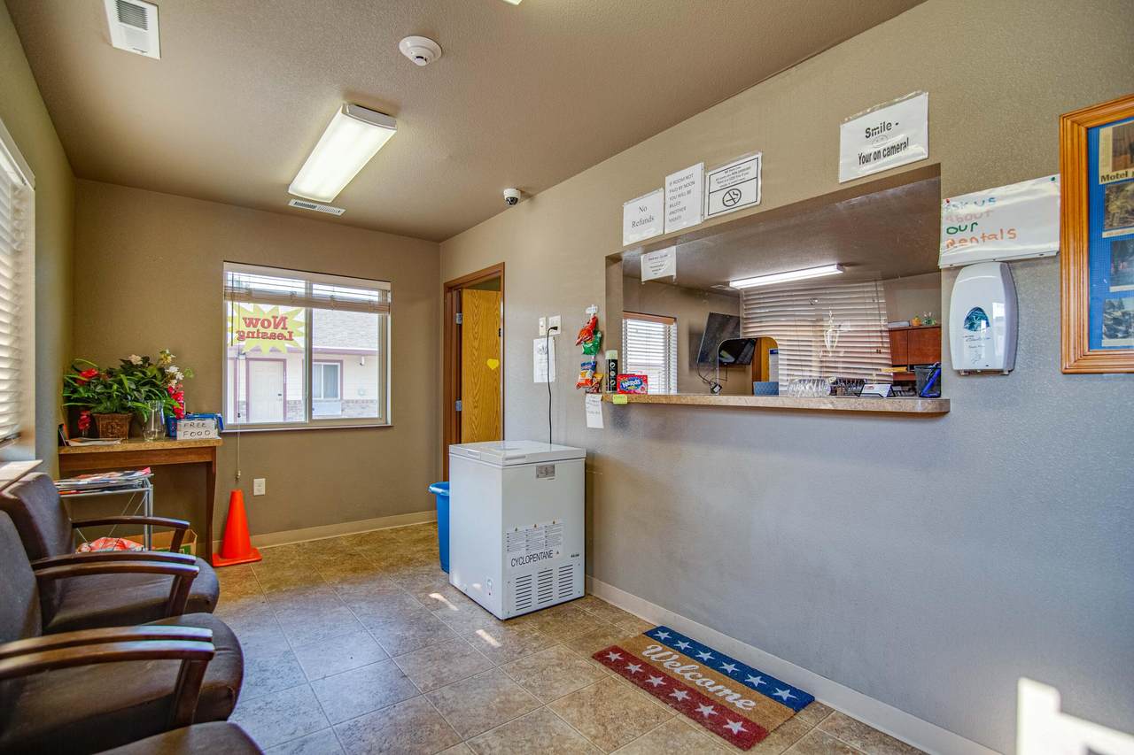 2301 Main Avenue - Photo 1