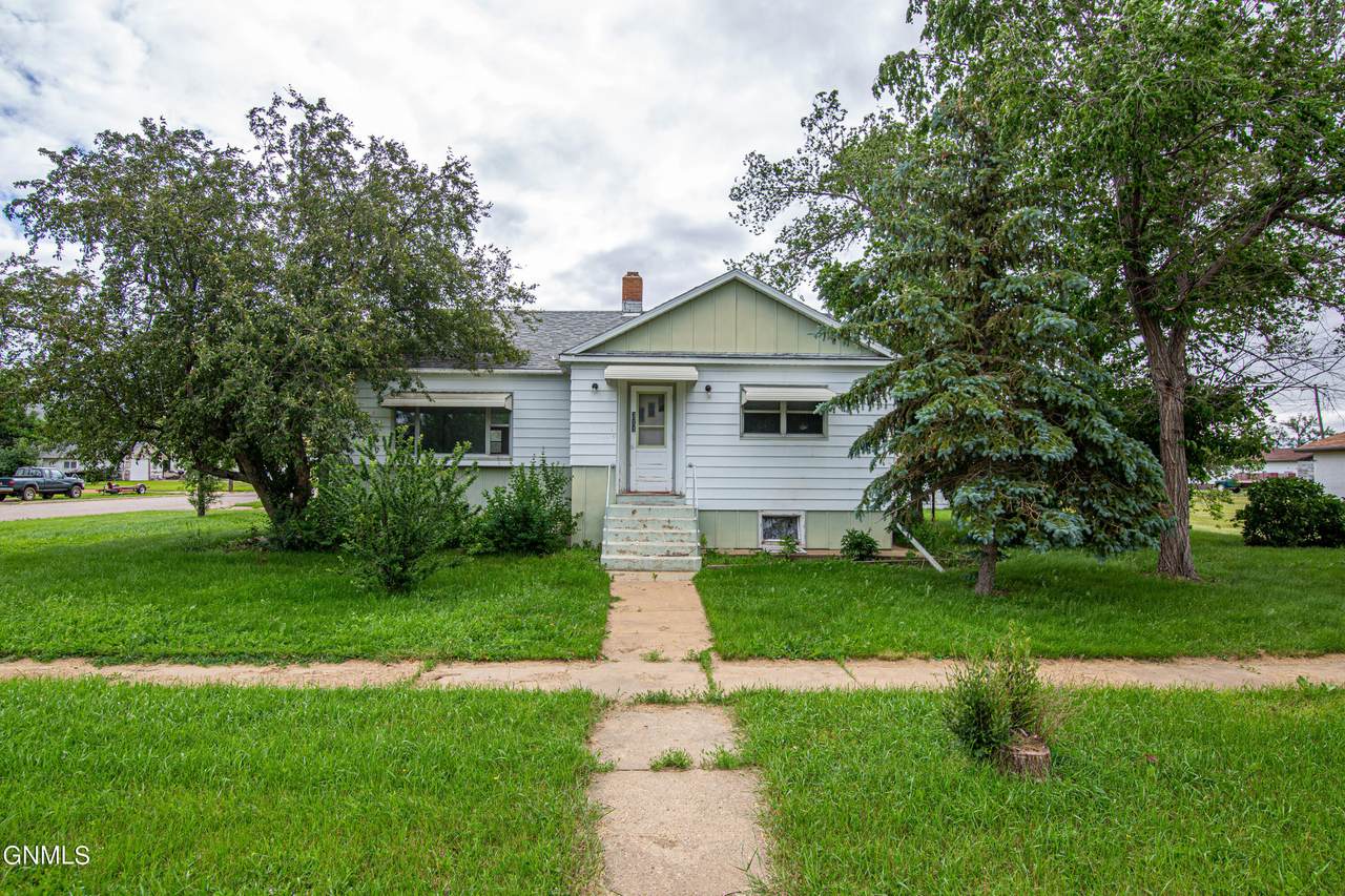 311 2nd Avenue - Photo 1