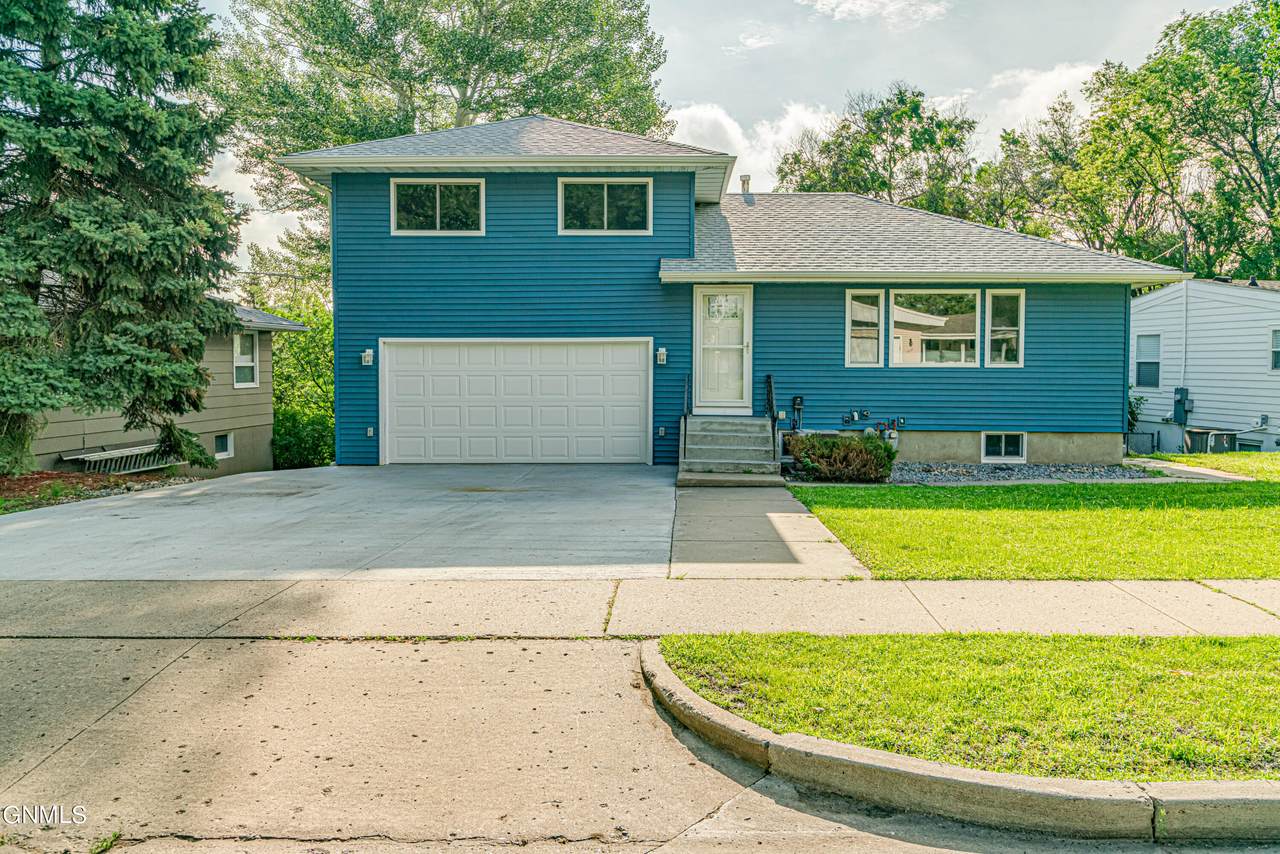 1017 E. Highland Acres Road - Photo 1