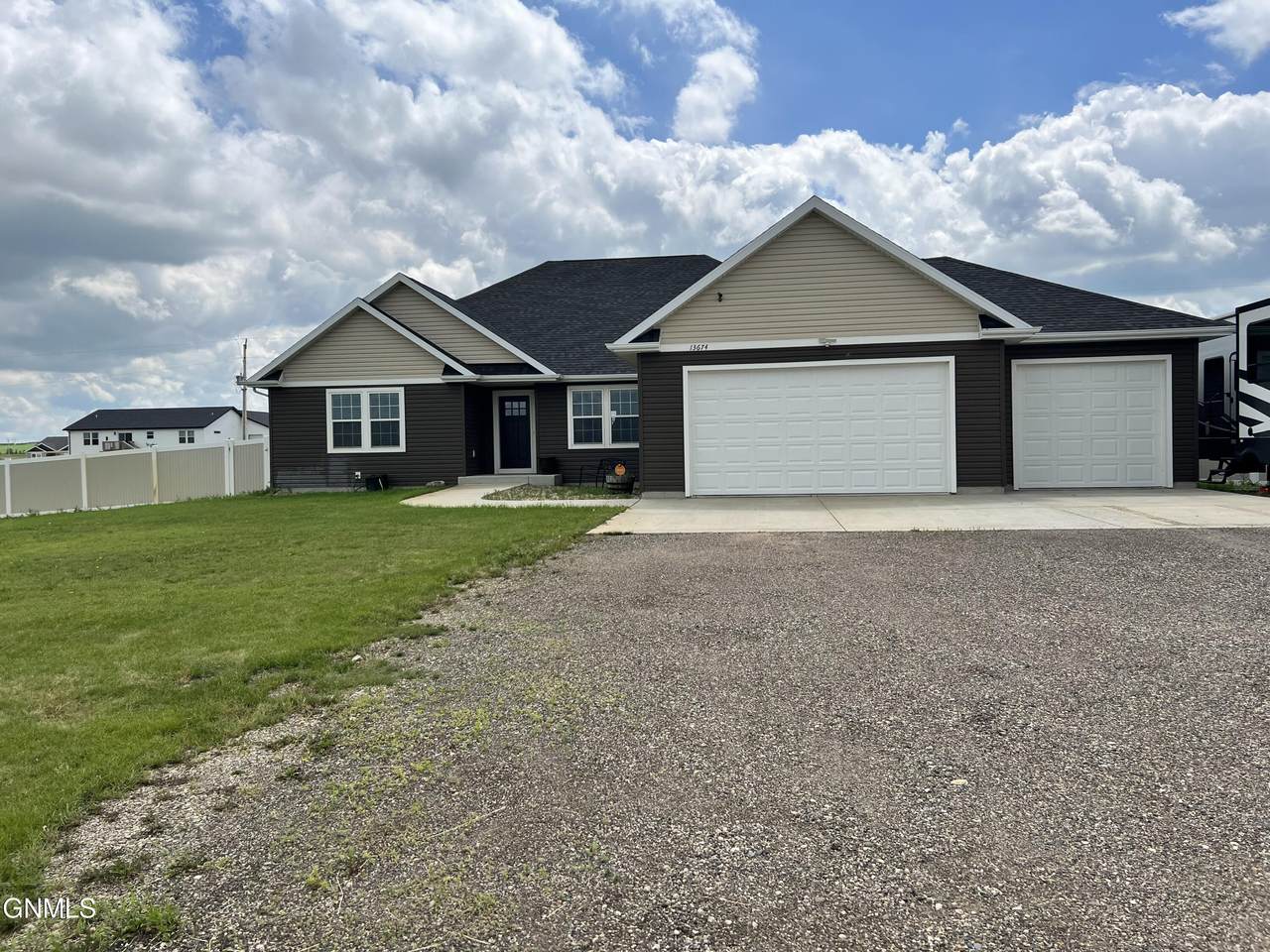 13674 Hawthorn Loop - Photo 1