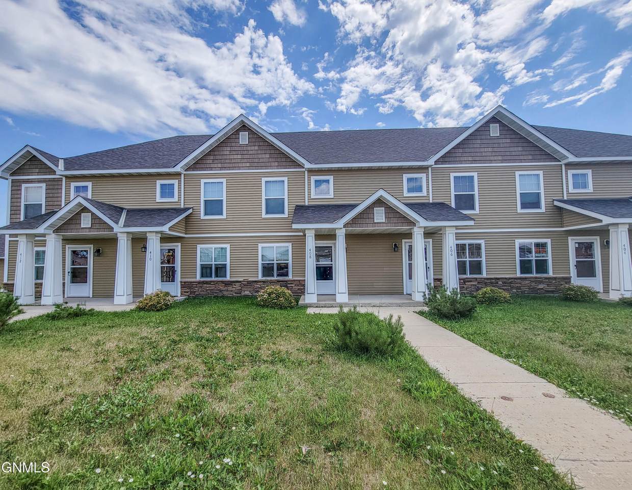 408 10th Avenue - Photo 1