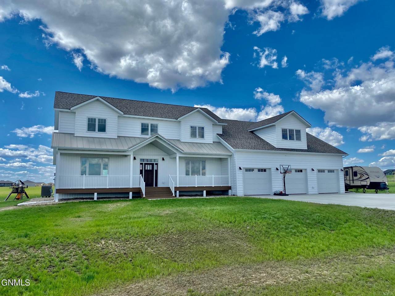 8000 Star Lane - Photo 1